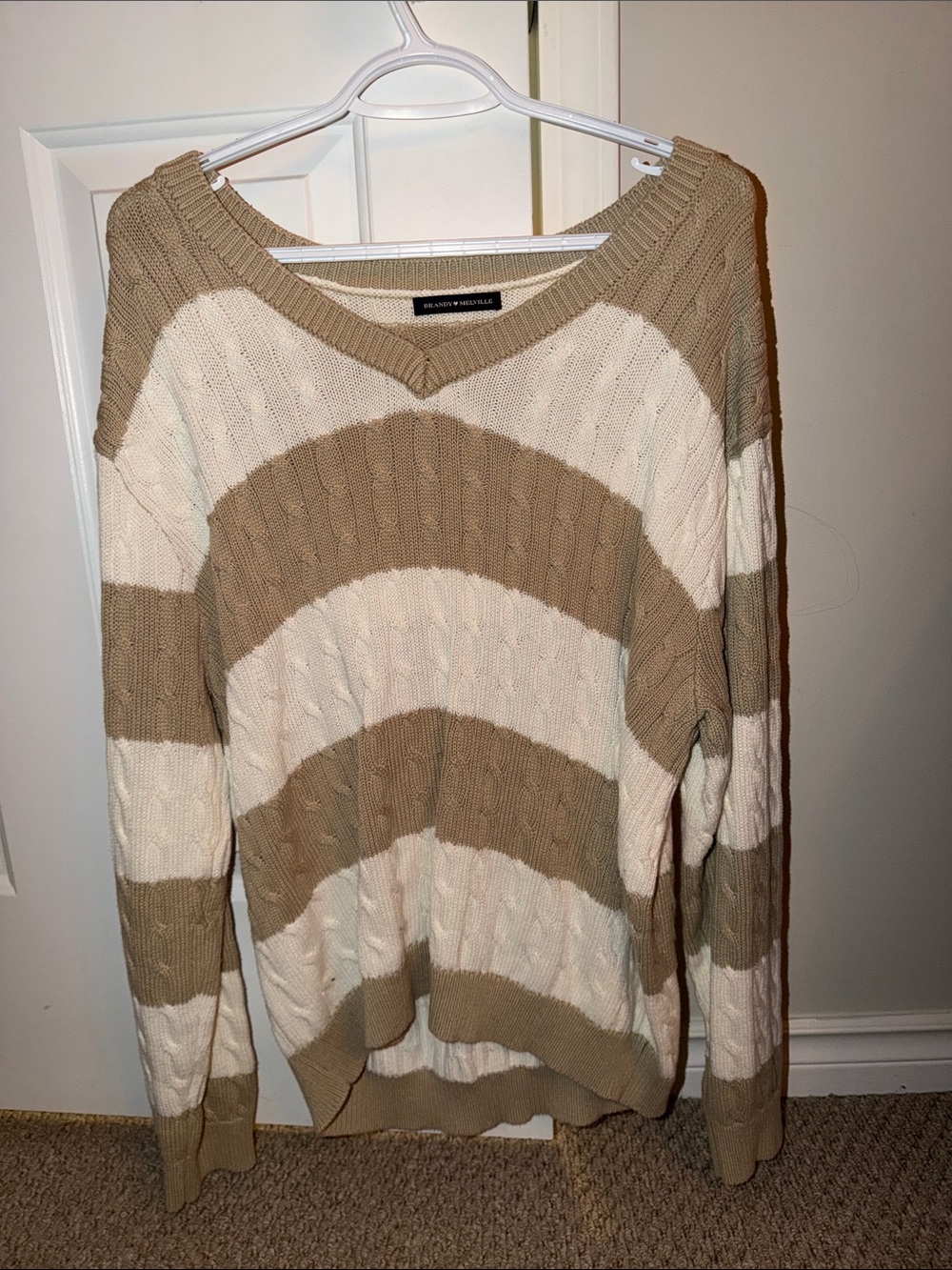 Brandy Melville oversized sweater